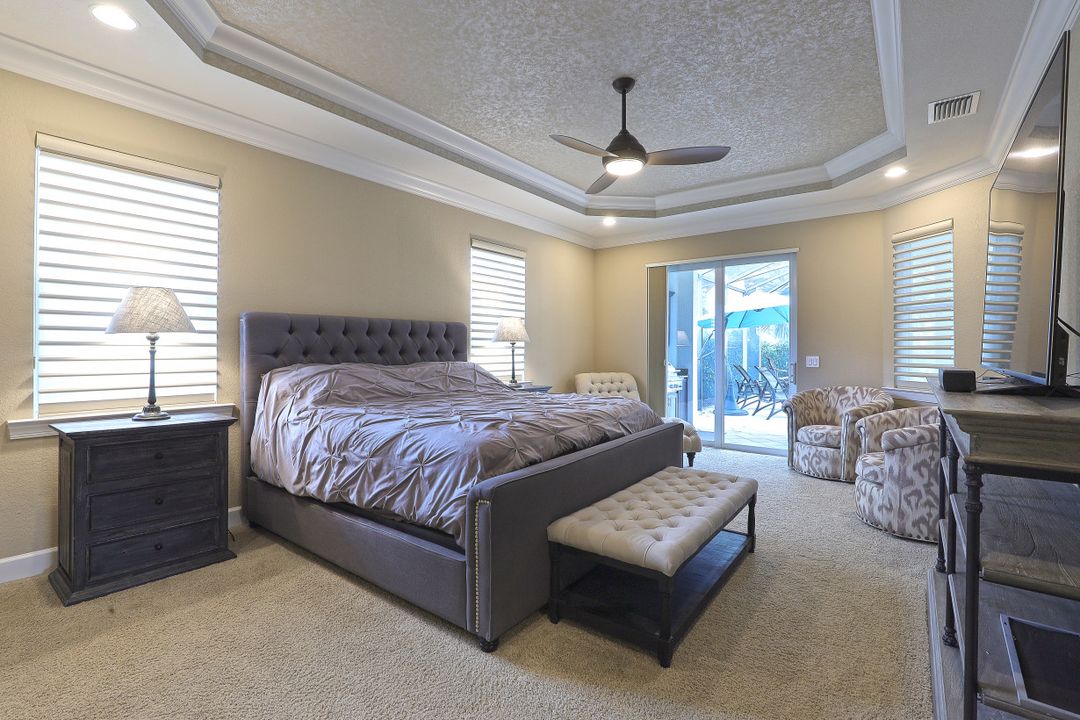 9403 Copper Rock Ct, Naples, FL 34120