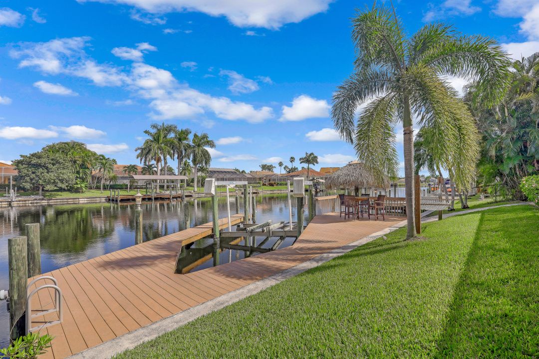 4809 SW 20th Pl, Cape Coral, FL 33914