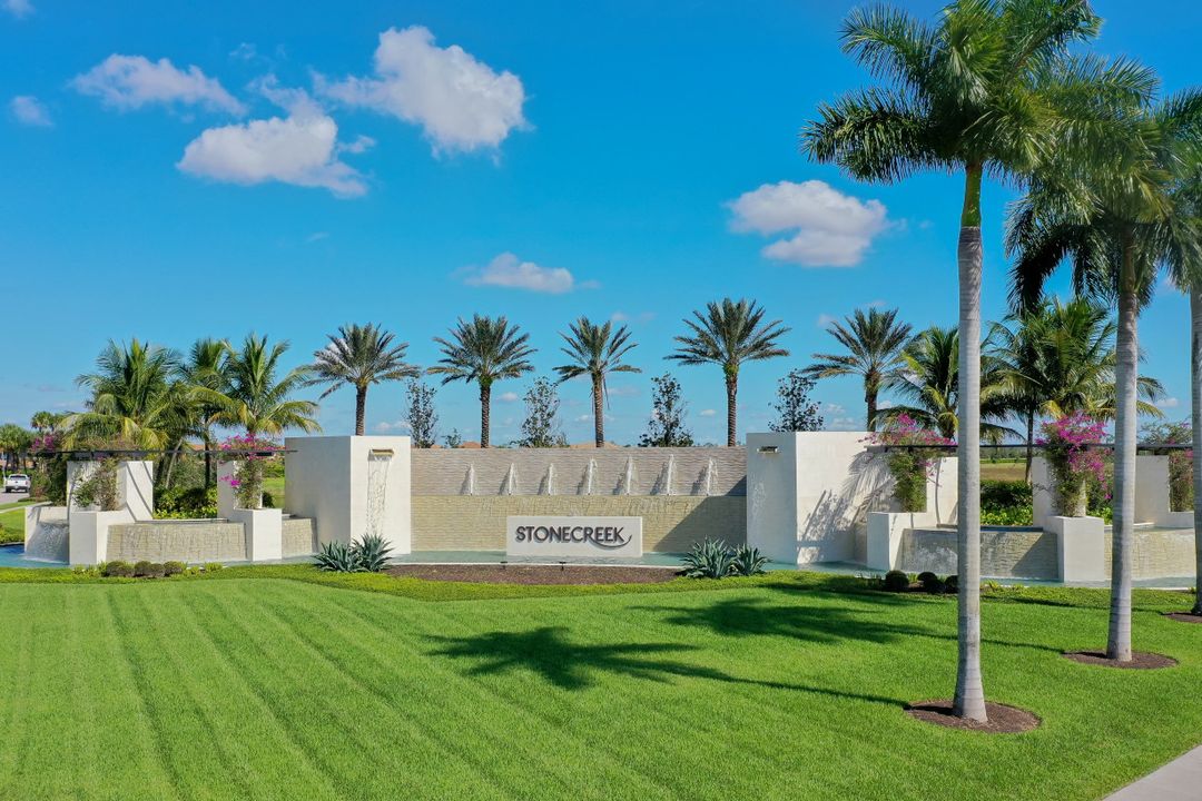 4114 Zelkova Ct, Naples, FL 34119