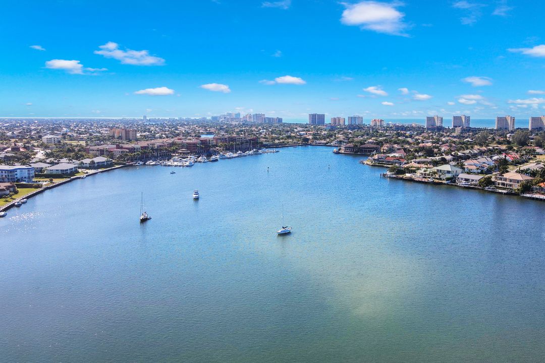 651 W Elkcam Cir #813, Marco Island, FL 34145