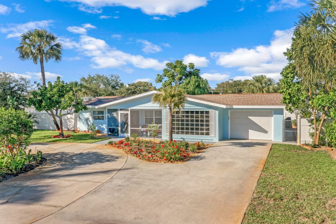 1173 29th Ave N, Naples, FL 34103