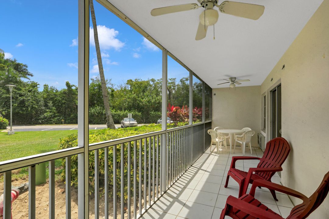 1 Bluebill Ave #104, Naples, FL 34108