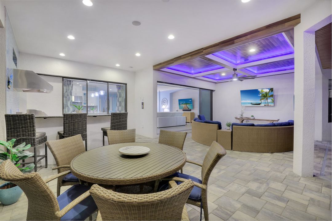 3254 Belon Ln, Naples, FL 34114