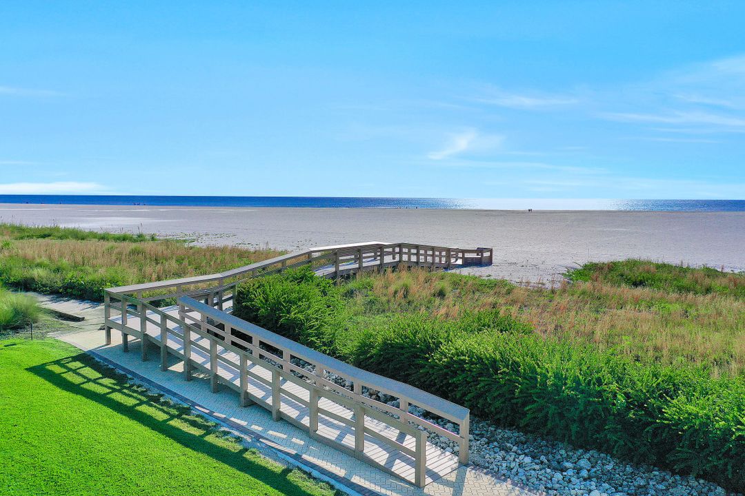 240 Seaview Ct #108, Marco Island, FL 34145