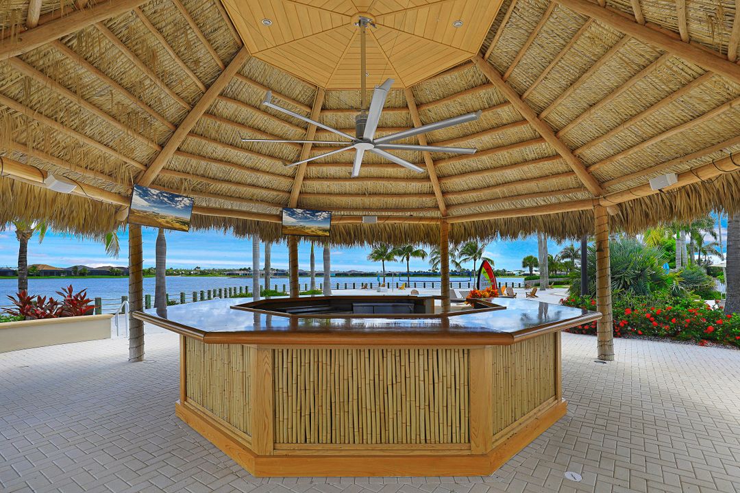 14844 Dockside Ln, Naples, FL 34114