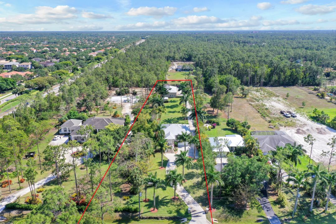 5660 Spanish Oaks Ln, Naples, FL 34119