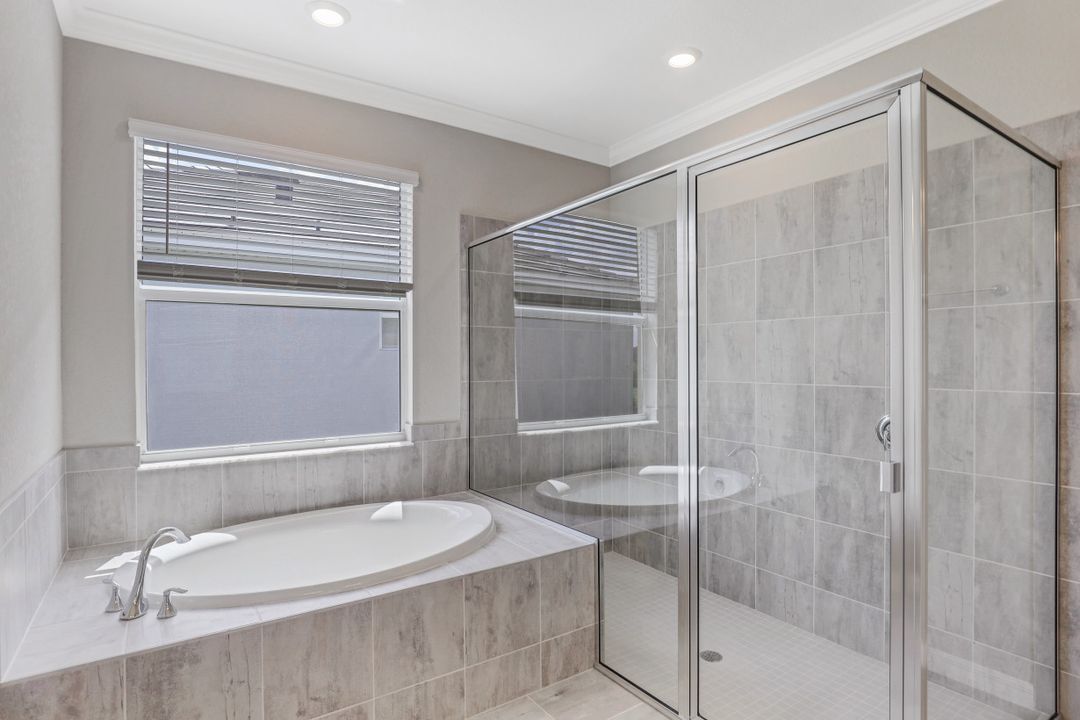 16282 Bonita Landing Cir, Bonita Springs, FL 34135