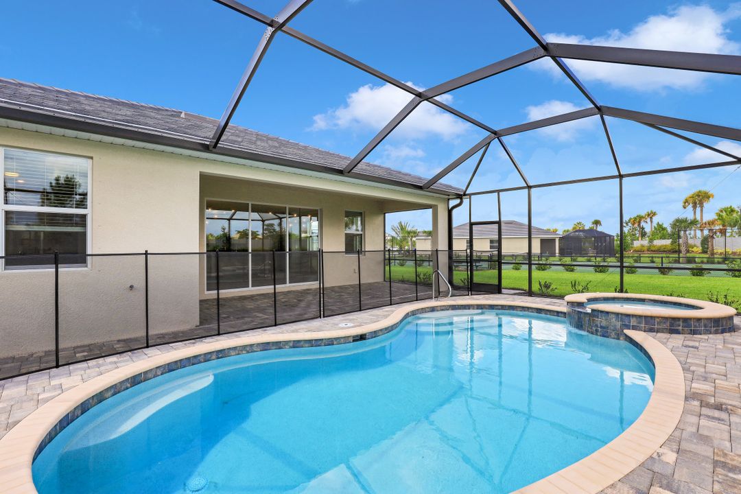 16282 Bonita Landing Cir, Bonita Springs, FL 34135