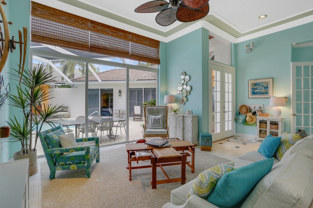 3284 Lookout Ln, Naples, FL 34112