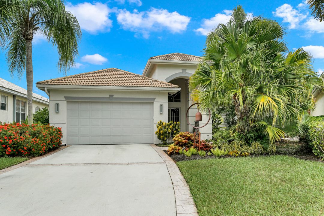 3284 Lookout Ln, Naples, FL 34112
