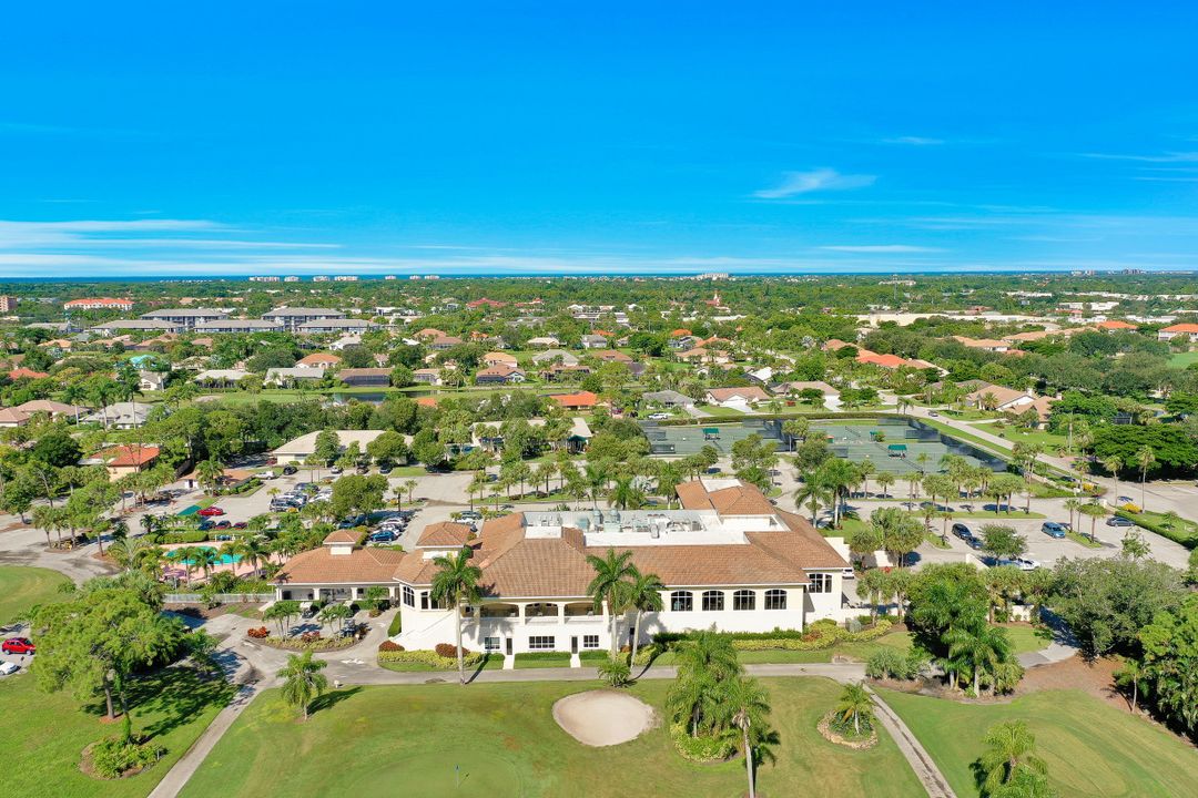 28419 Sombrero Dr, Bonita Springs, FL 34135