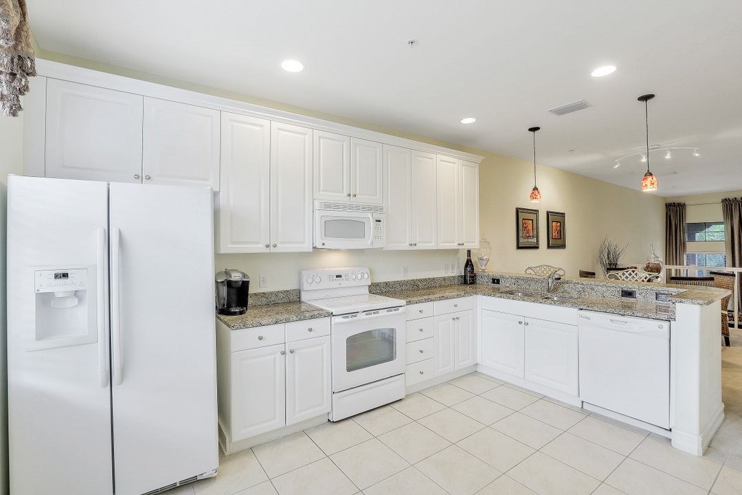 9115 Capistrano St S #8207, Naples, FL 34113