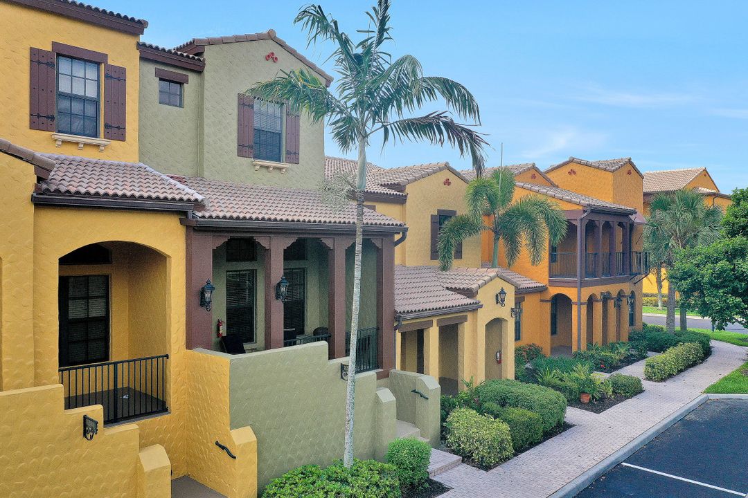 9115 Capistrano St S #8207, Naples, FL 34113