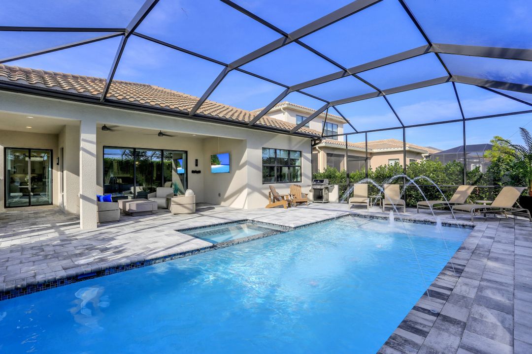 4174 Aspen Chase Dr, Naples, FL 34119