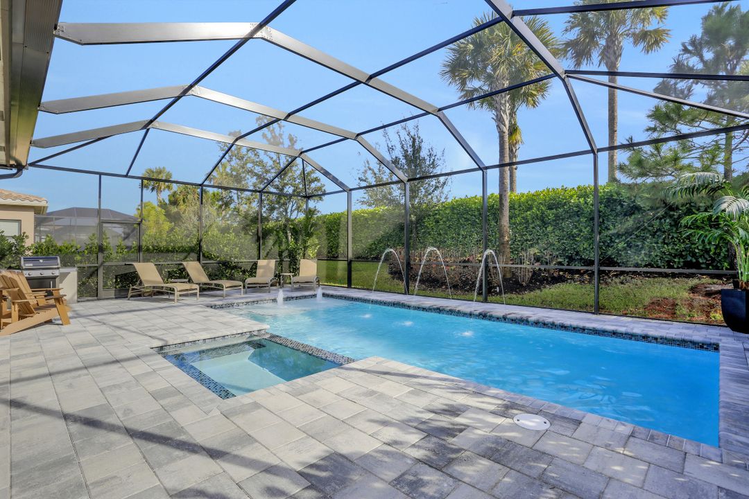 4174 Aspen Chase Dr, Naples, FL 34119