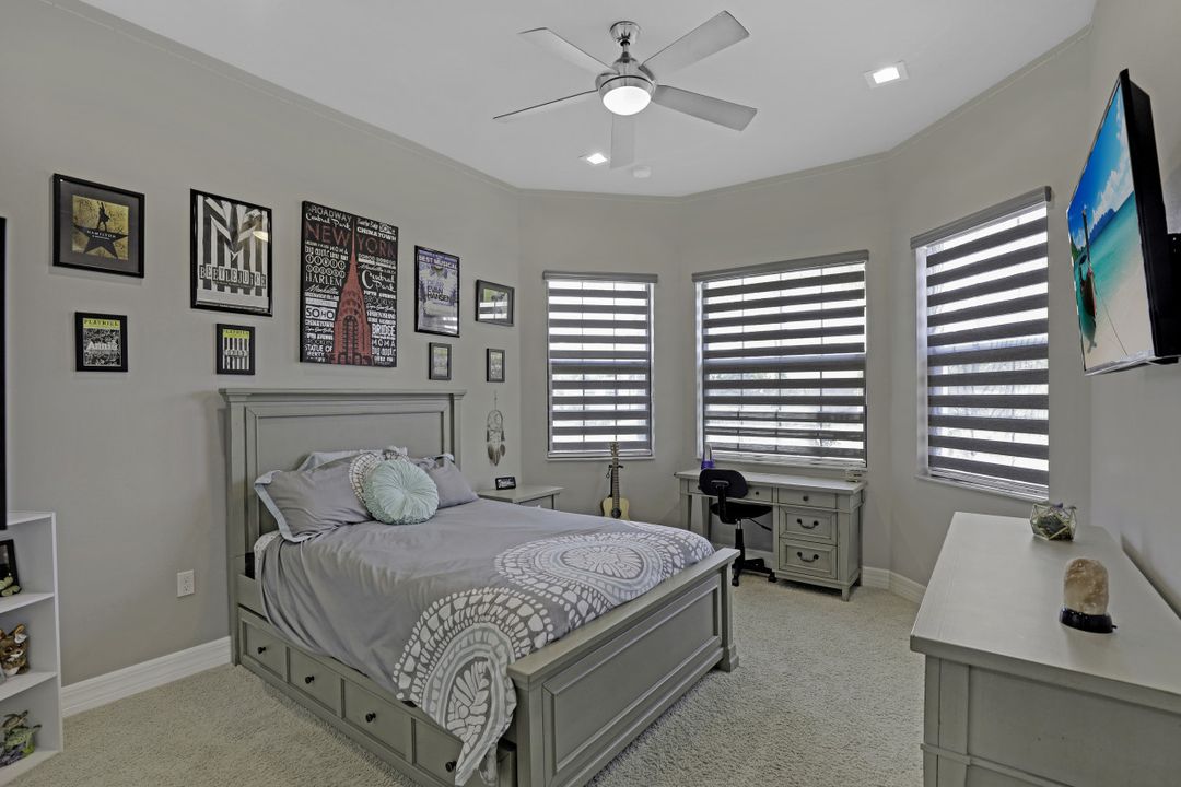 4174 Aspen Chase Dr, Naples, FL 34119