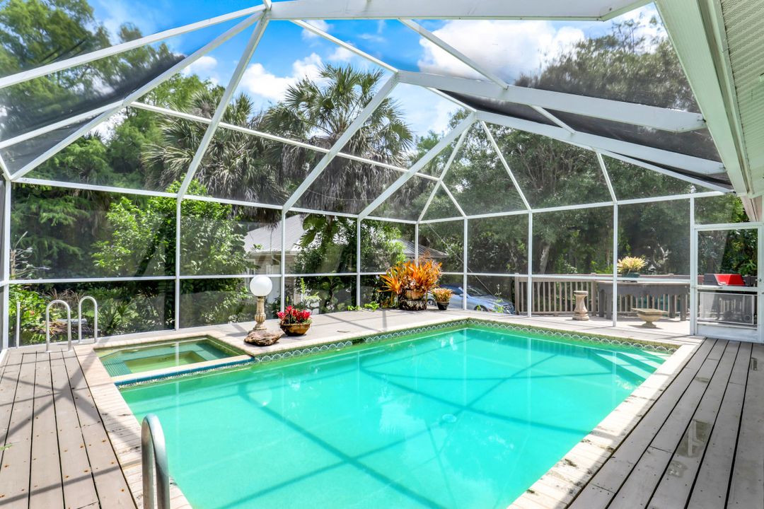 6180 Parkers Hammock Rd, Naples, FL 34112