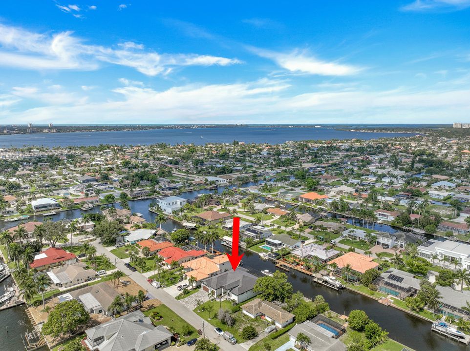 5332 Malibu Ct, Cape Coral, FL 33904