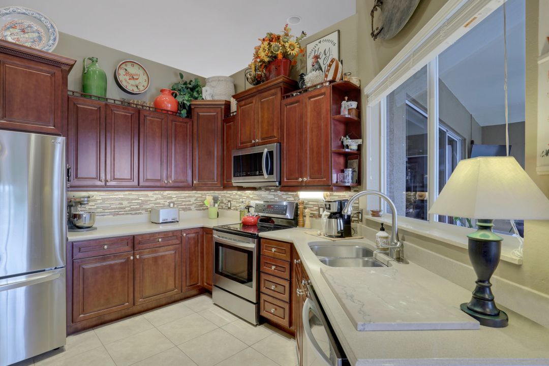 229 NW 39th Ave, Cape Coral, FL 33993