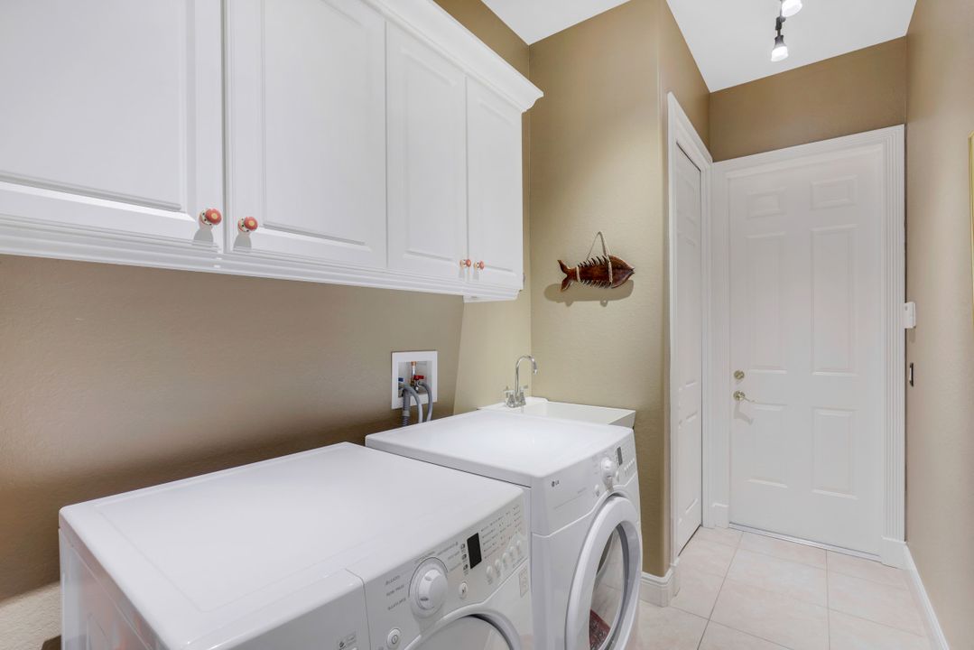 229 NW 39th Ave, Cape Coral, FL 33993