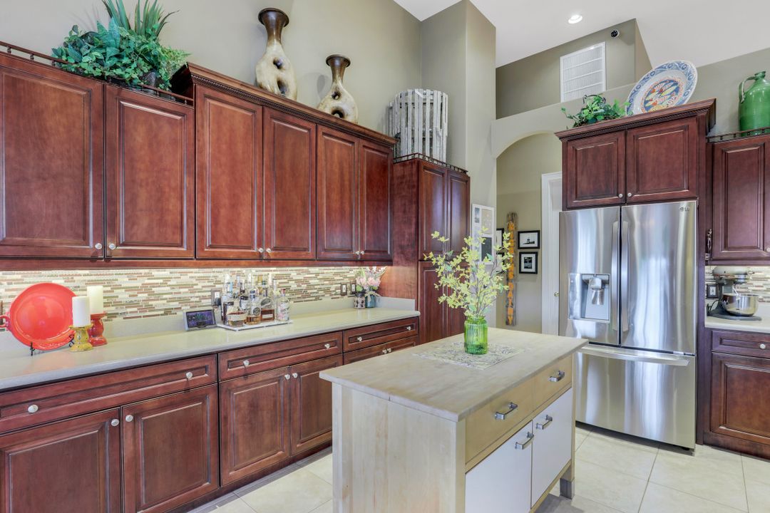 229 NW 39th Ave, Cape Coral, FL 33993