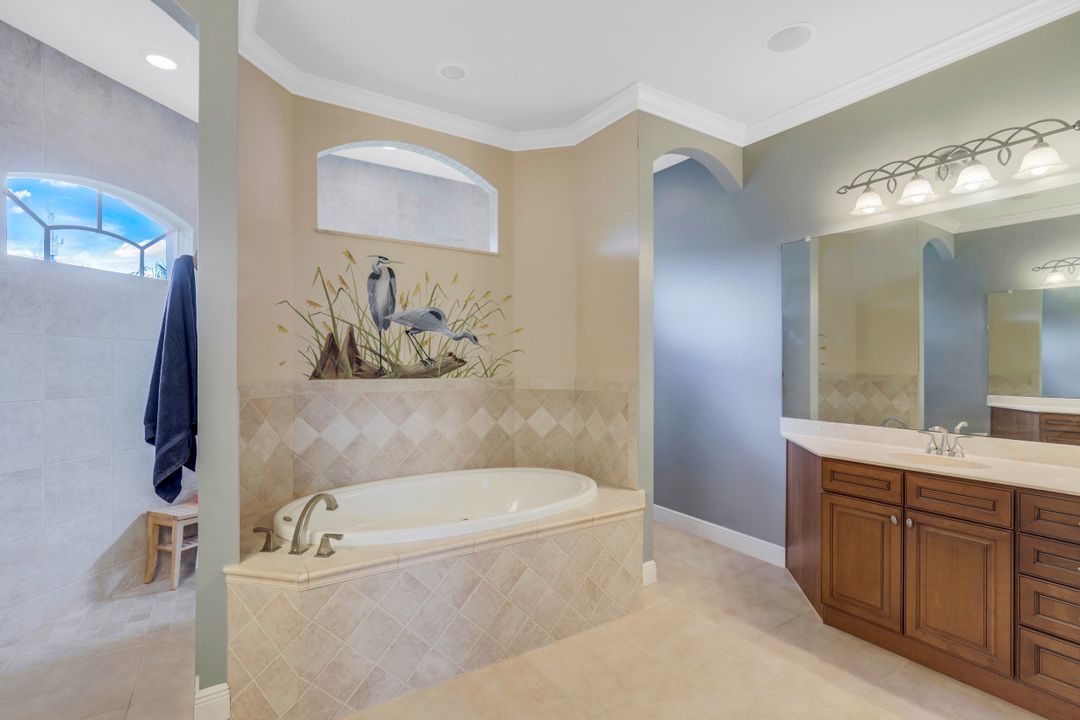 229 NW 39th Ave, Cape Coral, FL 33993