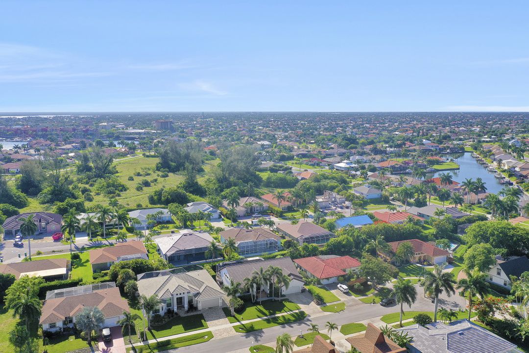 631 Lewis Ct, Marco Island, FL 34145