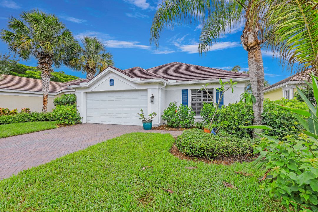 2432 Woodbourne Pl, Cape Coral, FL 33991