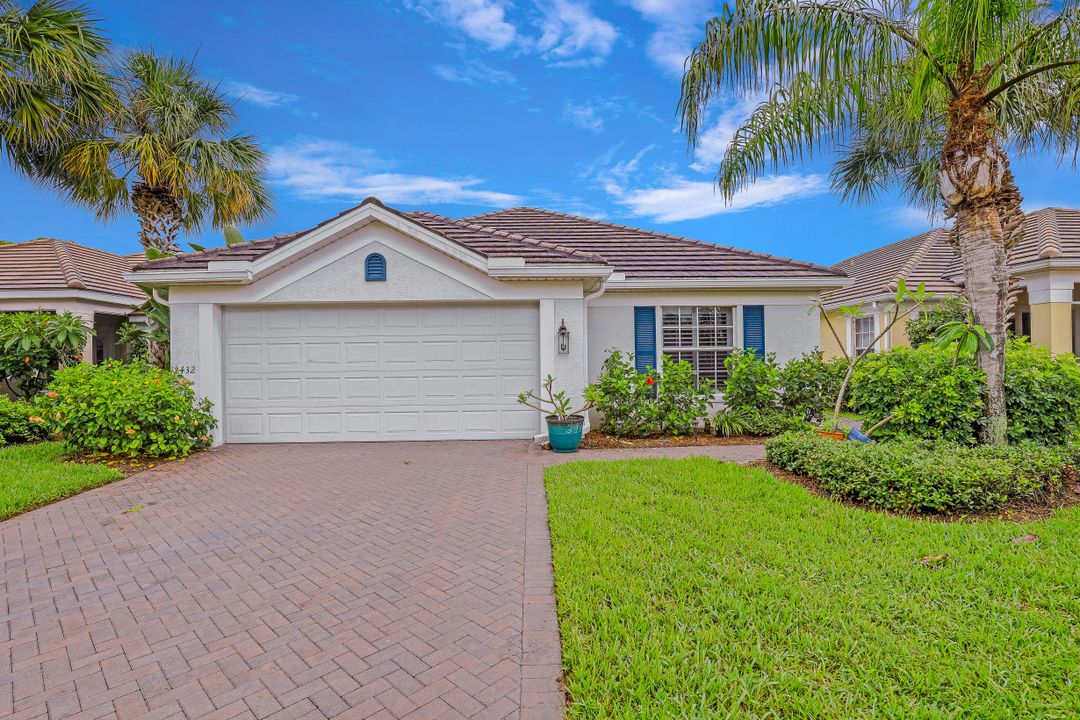2432 Woodbourne Pl, Cape Coral, FL 33991