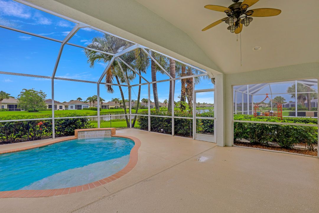 2432 Woodbourne Pl, Cape Coral, FL 33991