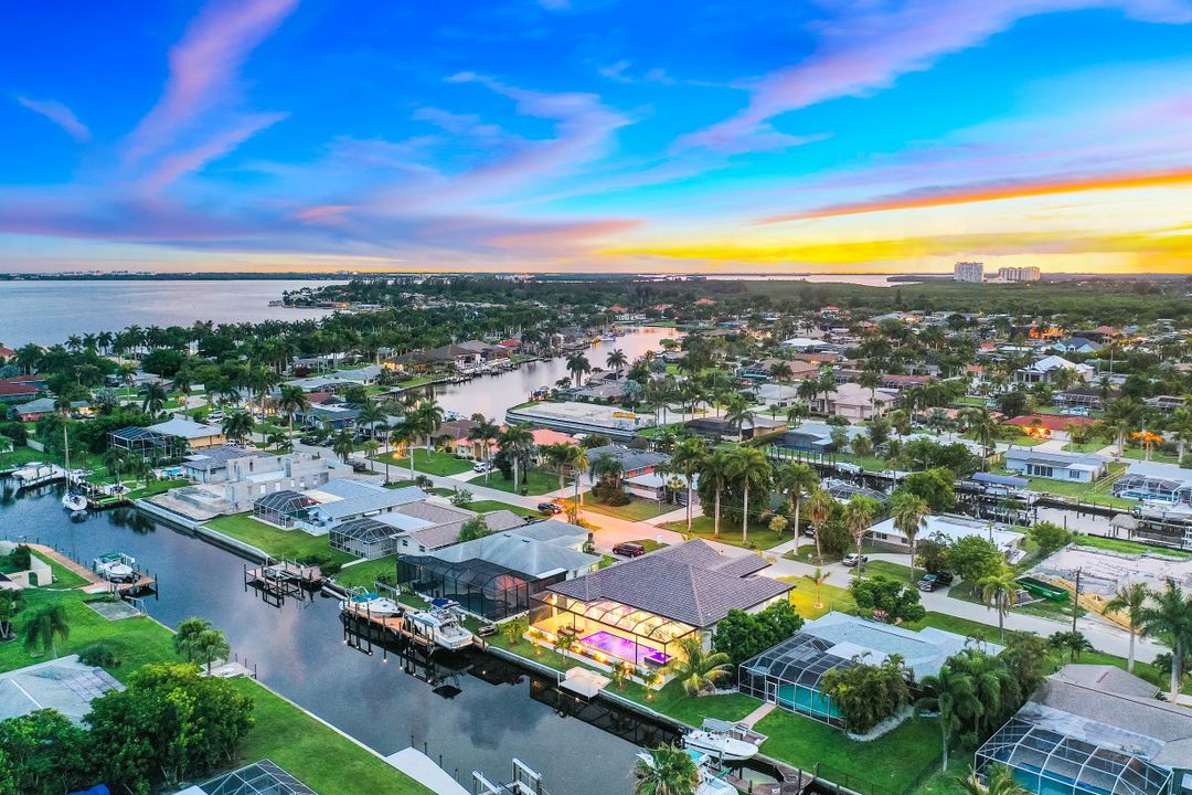 5333 Bayshore Ave, Cape Coral, FL 33904