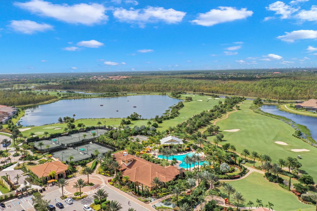 9653 Montelanico Loop, Naples, FL 34119