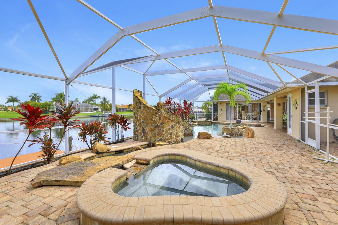 2640 SW 30th St, Cape Coral, FL 33914