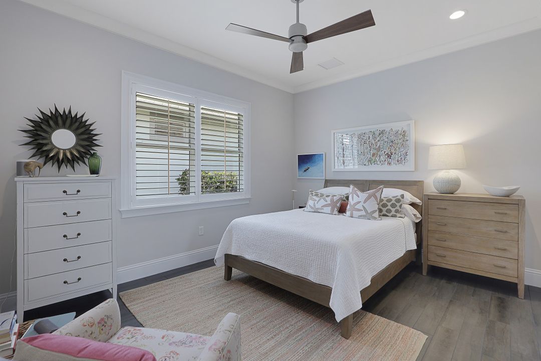 5026 Andros Dr, Naples, FL 34113