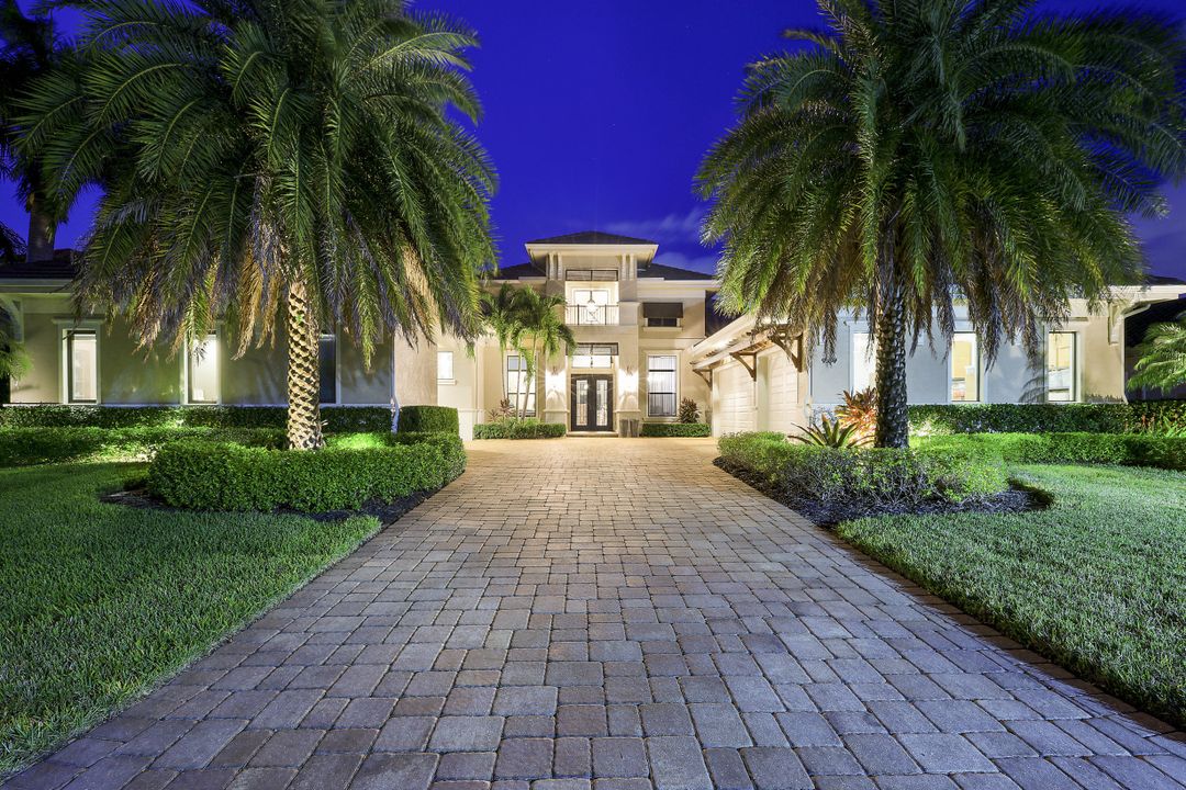 9539 Via Lago Way, Fort Myers, FL 33912