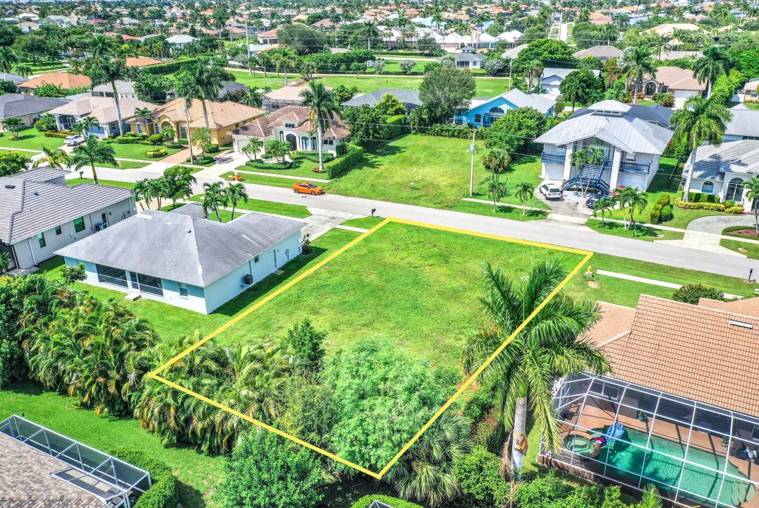 165 Clyburn St, Marco Island, FL 34145