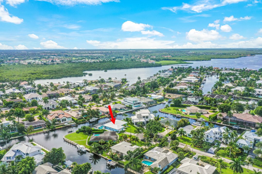 2150 Shad Ct, Naples, FL 34102