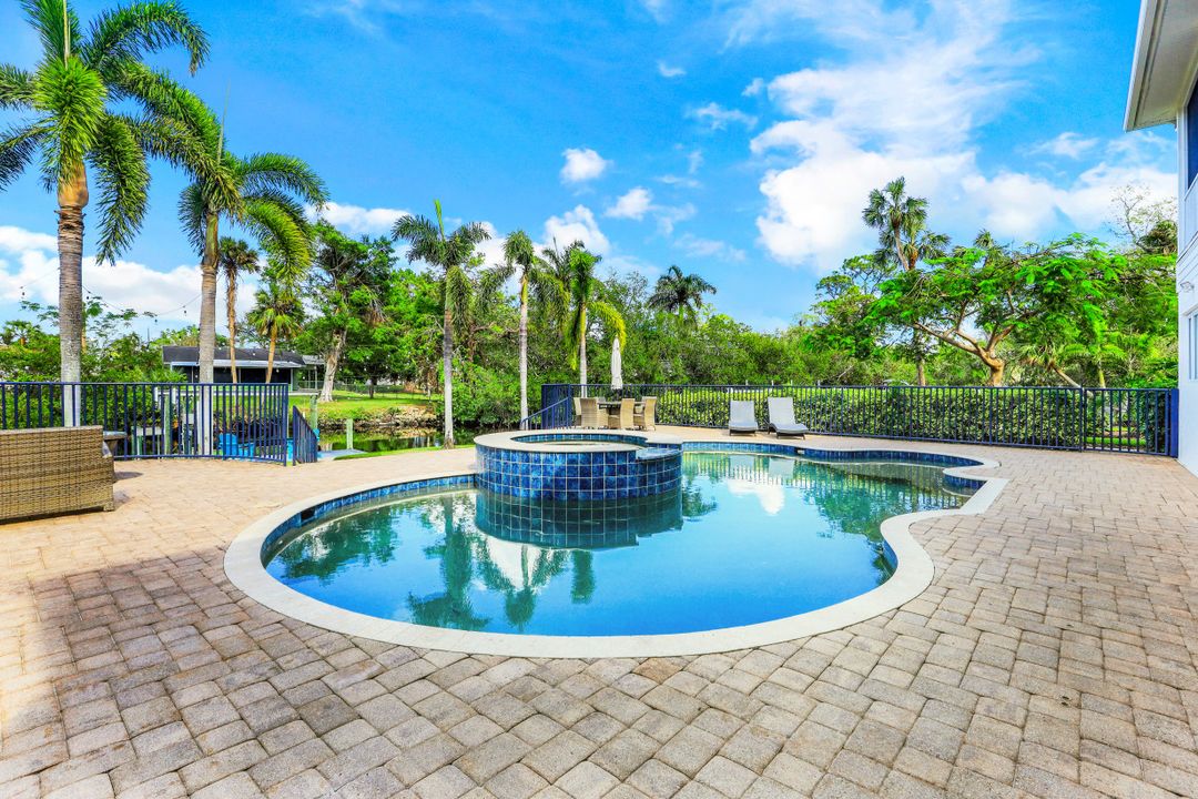 10211 River Dr, Bonita Springs, FL 34135