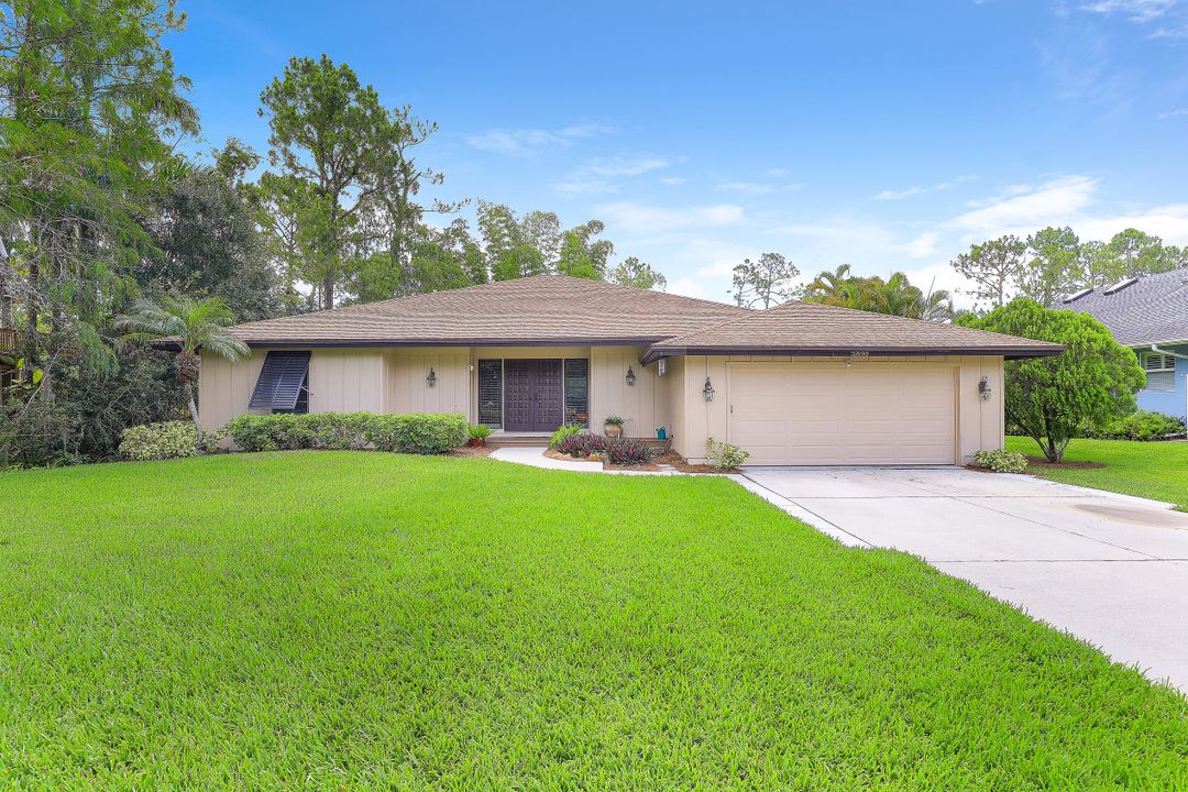 5890 Cypress Hollow Way, Naples, FL 34109