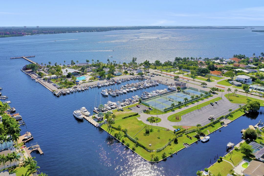 1303 SE 14th Terrace, Cape Coral, FL 33990