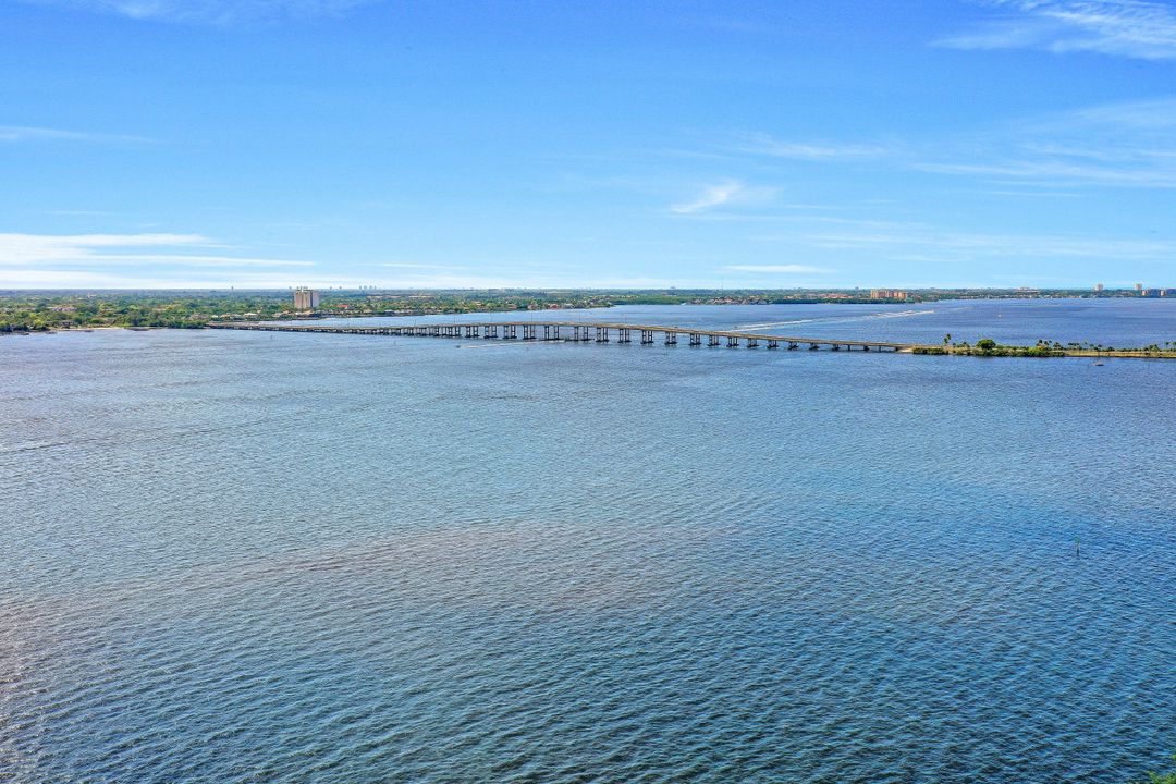 1303 SE 14th Terrace, Cape Coral, FL 33990