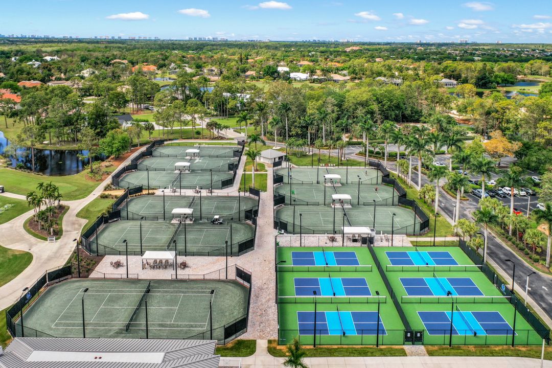 4224 Snowberry Ln, Naples, FL 34119