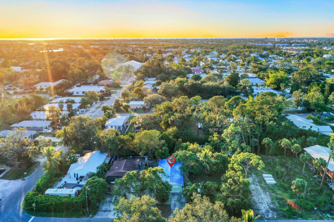 3400 Canal St, Naples, FL 34112