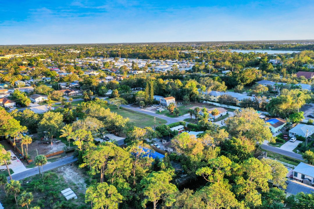 3400 Canal St, Naples, FL 34112