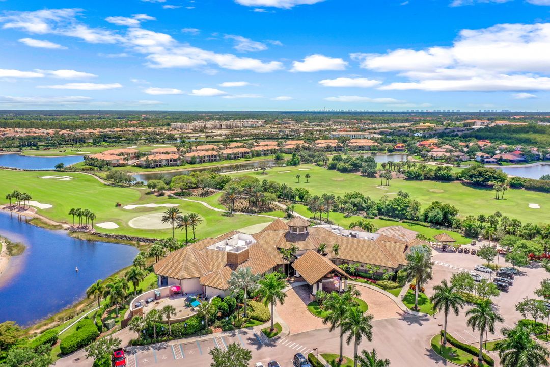 9447 Quarry Dr, Naples, FL 34120