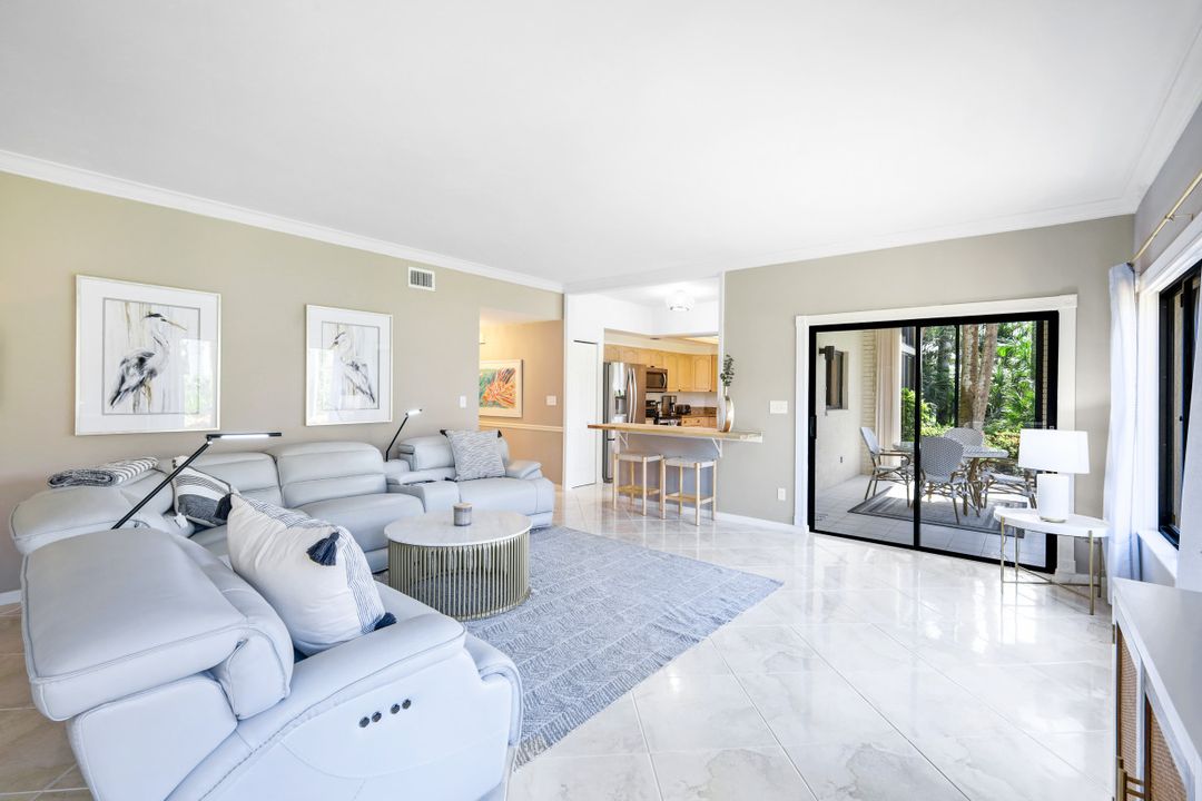 6760 Pelican Bay Blvd #312, Naples, FL 34108