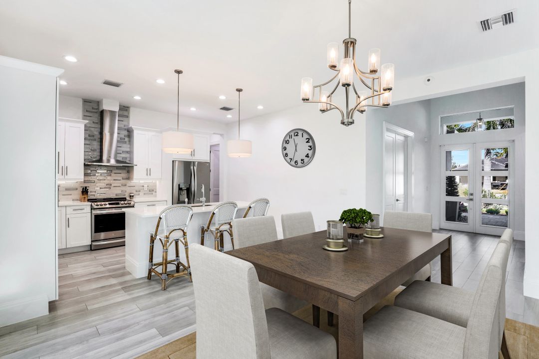 226 Legacy Ct, Naples, FL 34110