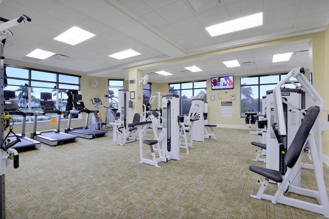 4864 Hampshire Ct #303, Naples, FL 34112