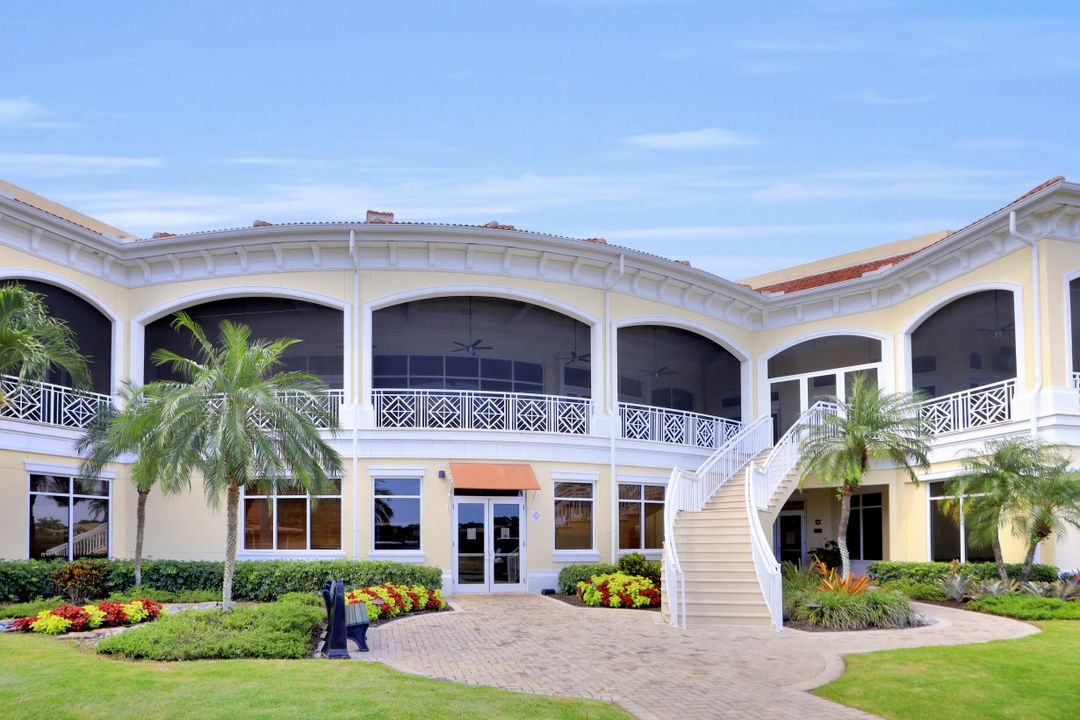 4864 Hampshire Ct #303, Naples, FL 34112