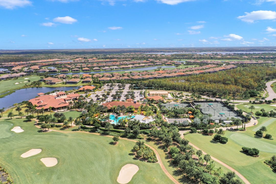 9496 Montelanico Loop, Naples, FL 34119